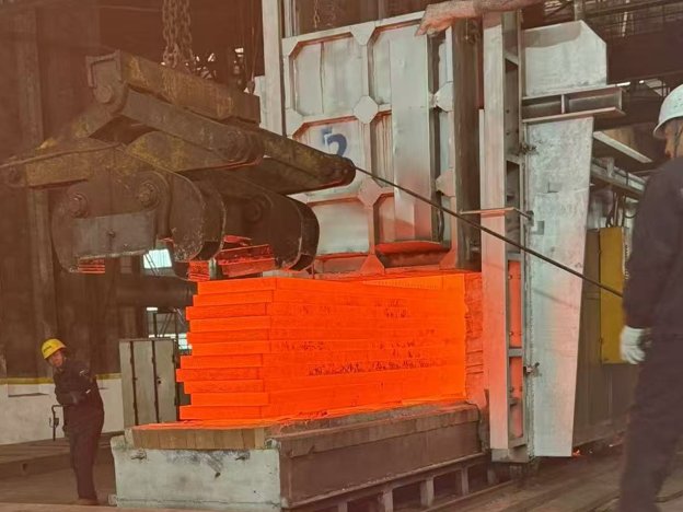 100-Ton CNC Forging Press — Hangbo Alloy
